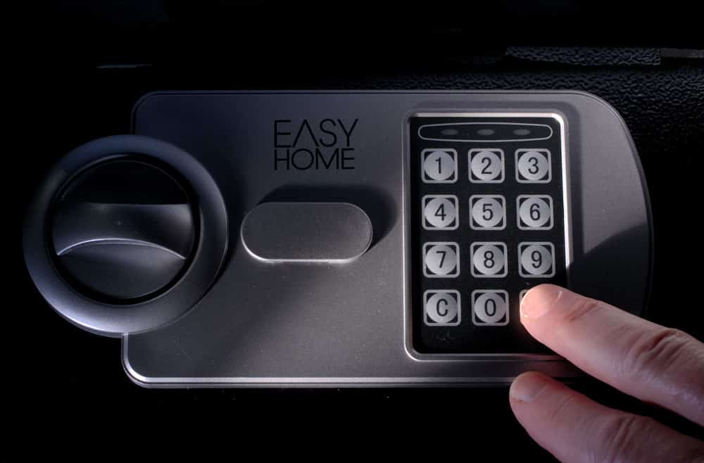 commercial safe installation in thornton co